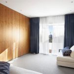 Light color scheme Modern Furniture and Grey Curtain decorations