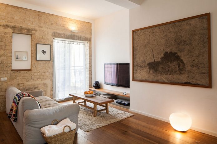 Brick Wall Pattern for Dazzling Small Apartment Interior Small Grey Sofa and Brick Wall Decorations