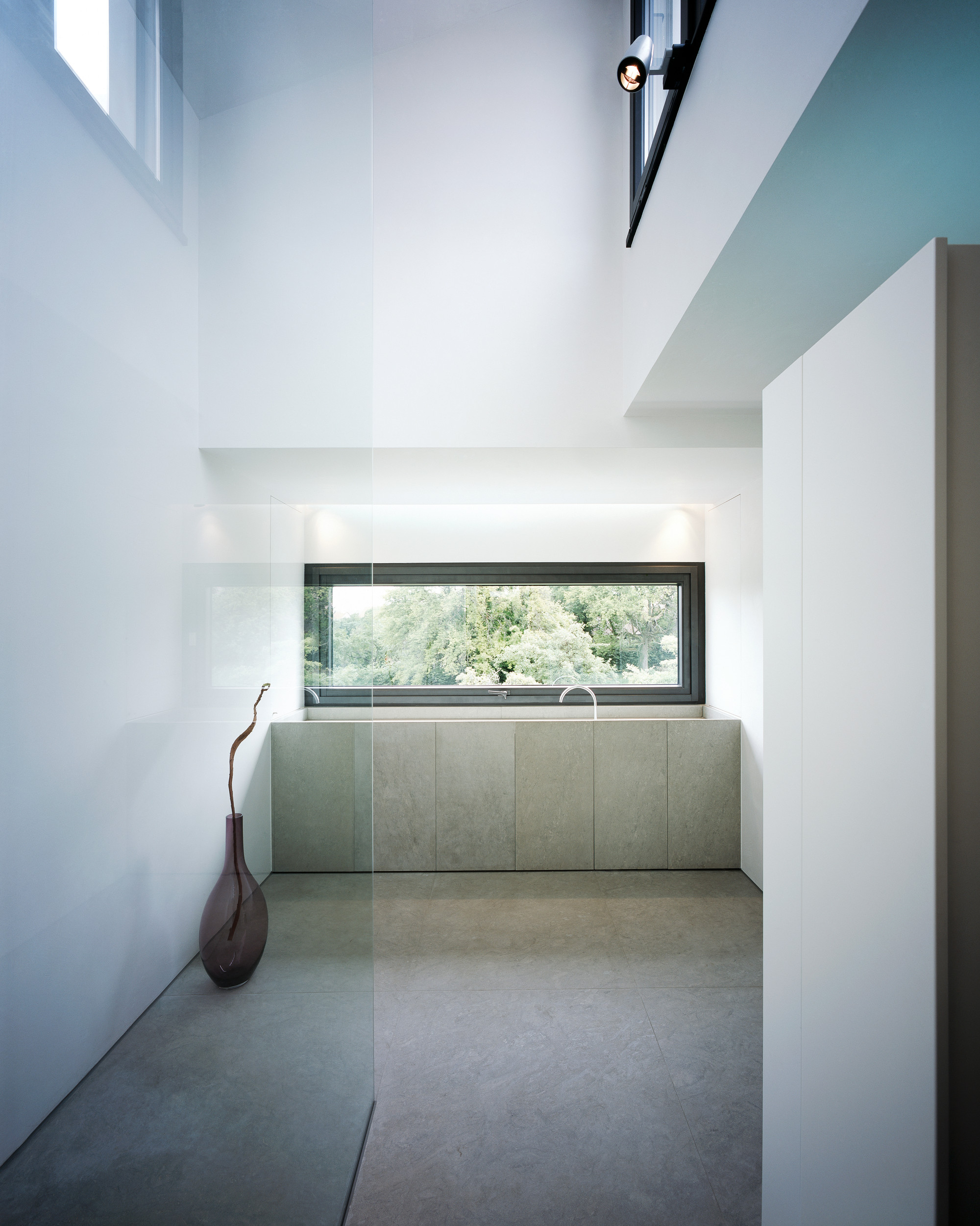 Design Interior House Anna Philipp Among Screen Glass Door Applied under That House Planter Standing Alone