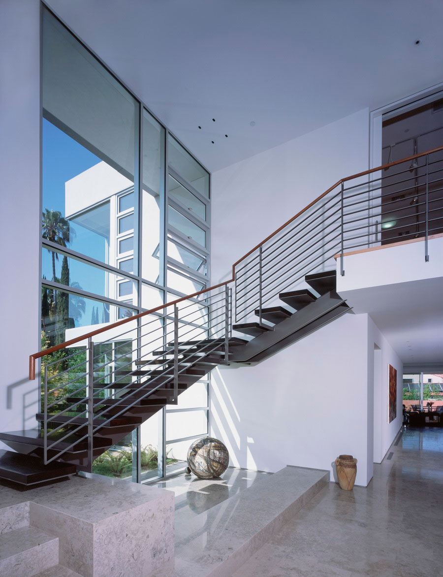 Corner Among Wood Steps Also Metal Balustrade Corner Among Wood Steps Also Metal Balustrade