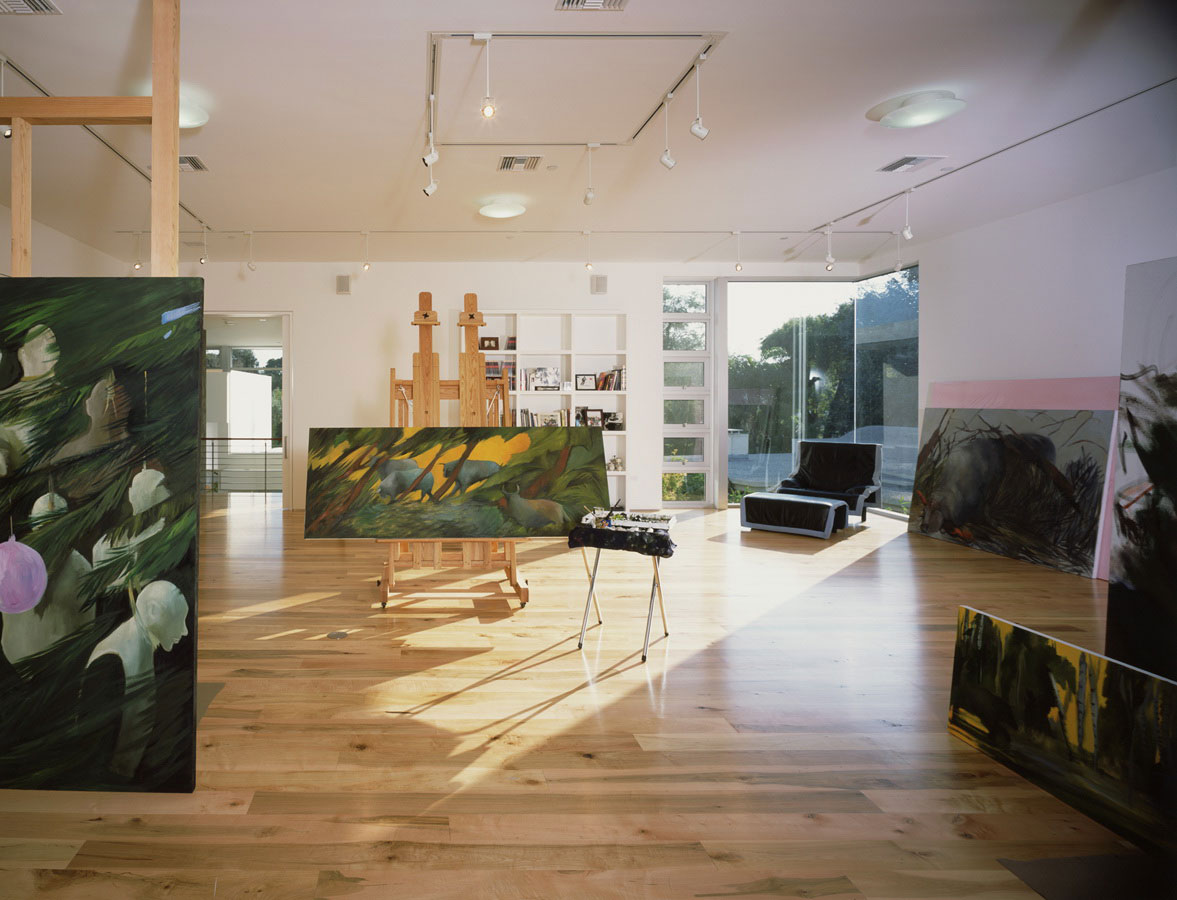 Hardwood Floorings Decor Among Some Paintings Hardwood Floorings Decor Among Some Paintings