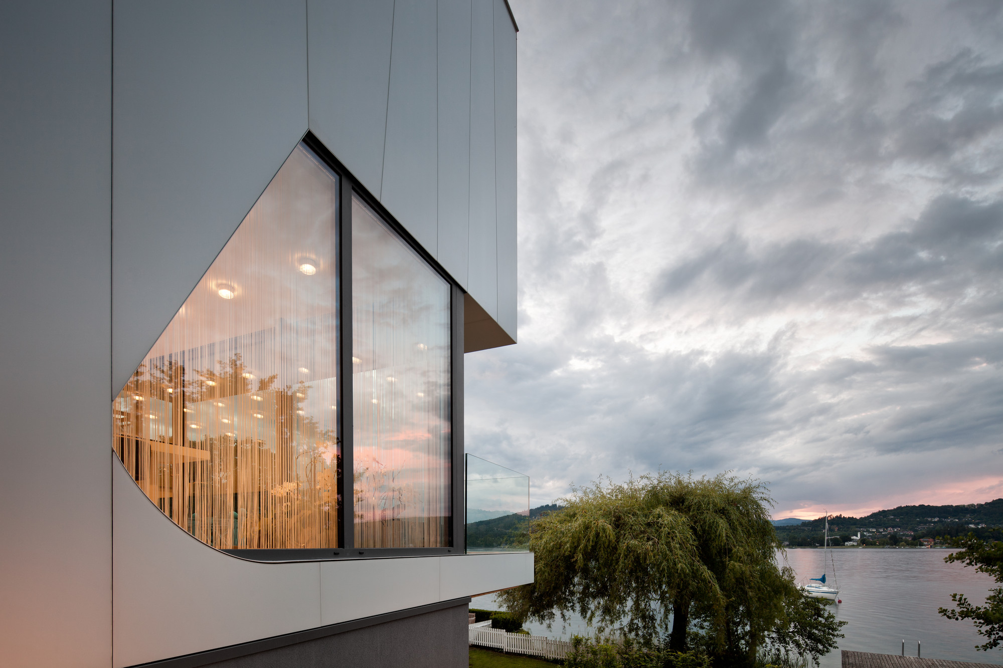 Haus Am See by Spado Architects - Exterior 2