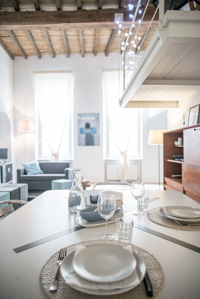 Via delle Orfane by CON3STUDIO - Dining Set On Glossy Countertop Dining Table