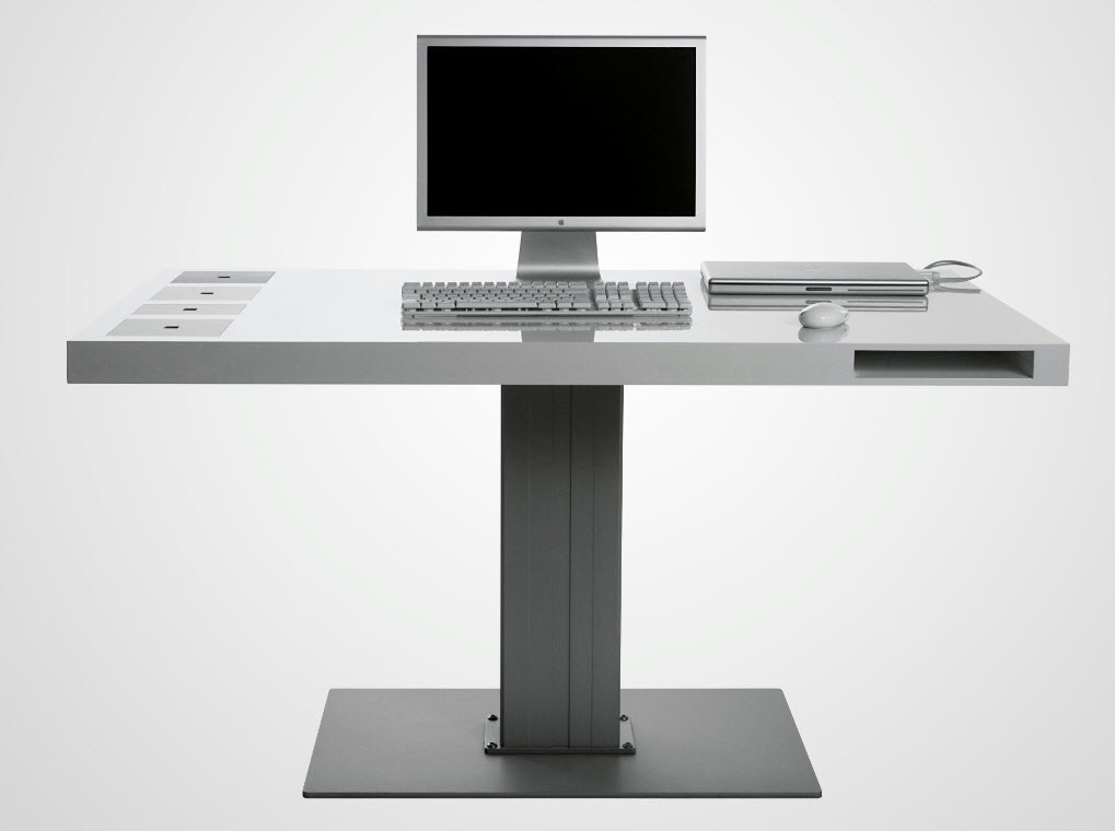 Milk‘s computer desk Milk‘s computer desk