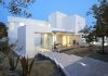Villa Di Gioia / Wonderful Villa Design in Bisceglie Main Gate Also Detached Two Sides Of Garden